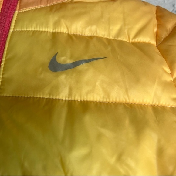 Nike Girls Just Do It Printed Jacket In Hyper Pink size 6 and 7 NEW WITH TAGS - Picture 10 of 12